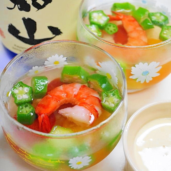 見た目にも涼しい 夏野菜と海老のゼリー寄せ レシピ 作り方 By Oppeke22 楽天レシピ